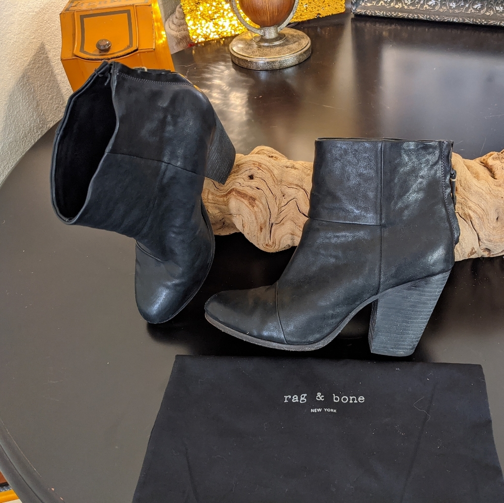 Rag & Bone Black Leather Booties 41